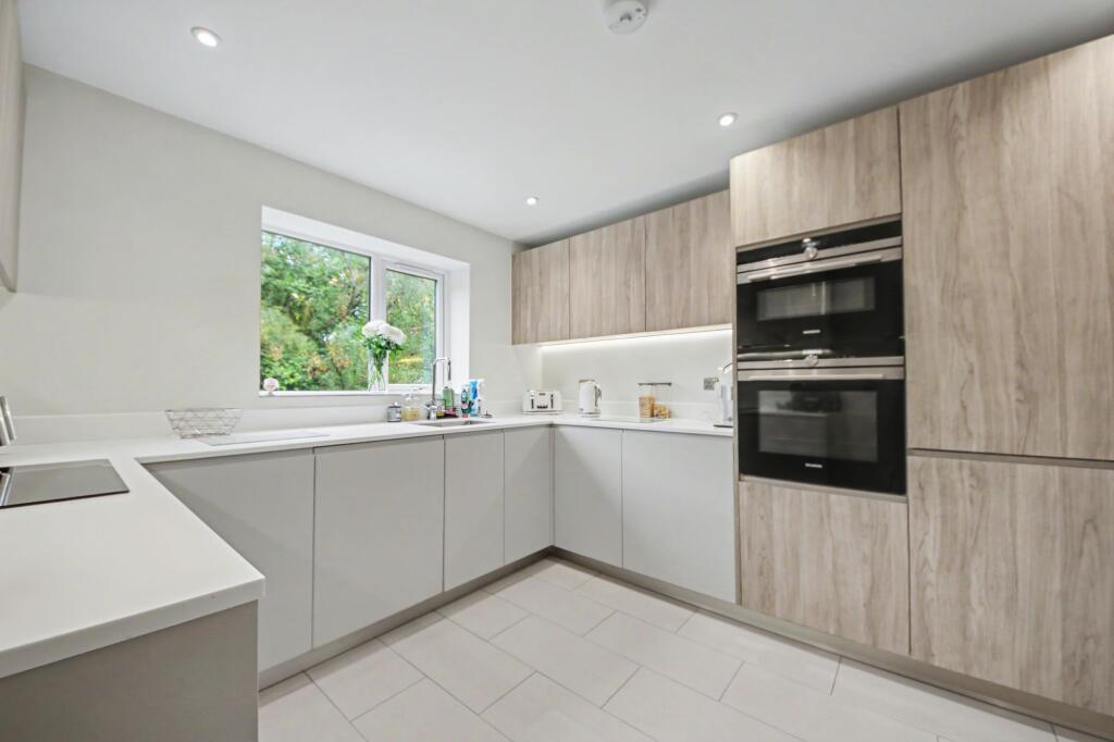 House in Southampton - View 2