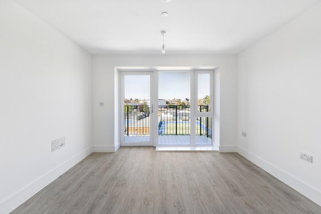 Main image of property: Gateway House,
Runwell Road,
Wickford,
Essex
SS11 7HG