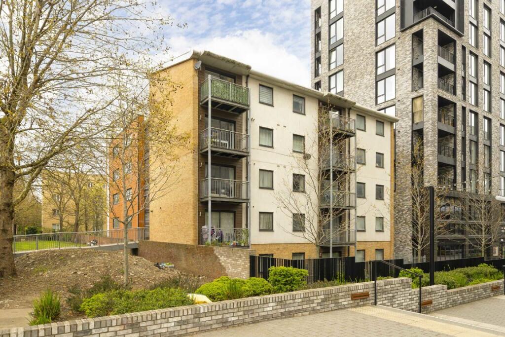 Main image of property: Aberfeldy Street, Canary Wharf