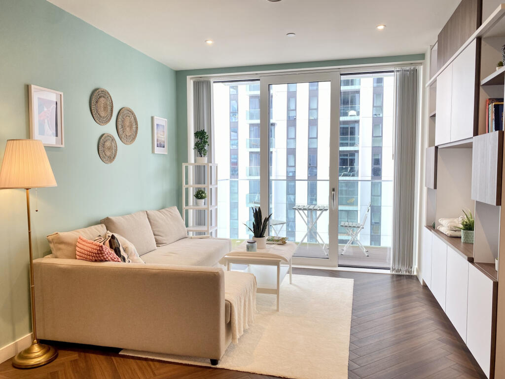 Main image of property: Lightbox, Mediacity Uk, Salford Quays, M50