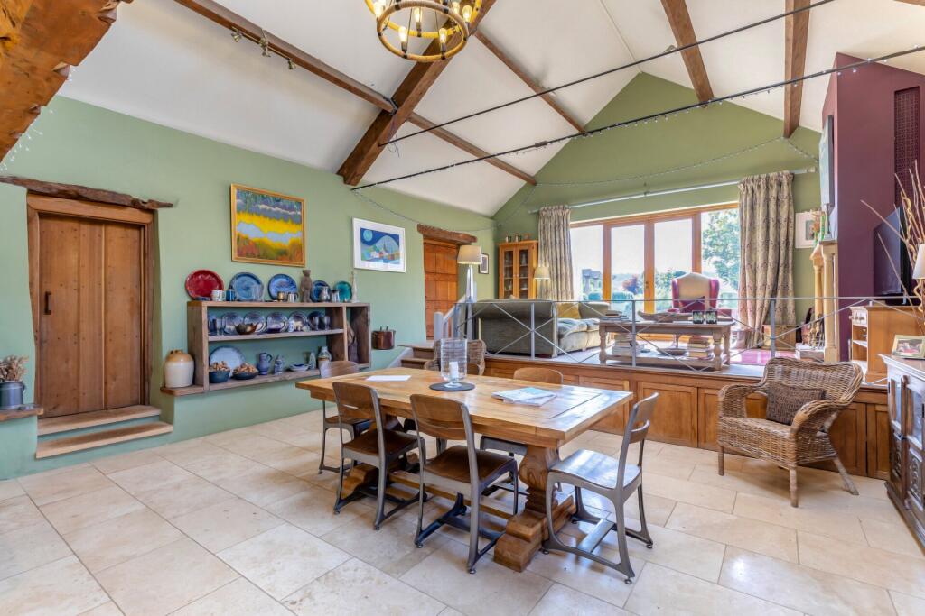 West Buckland, Wellington, Somerset, TA21 photo 4