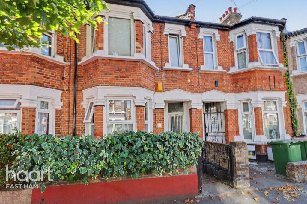 Apartment in London, East Ham - View 2