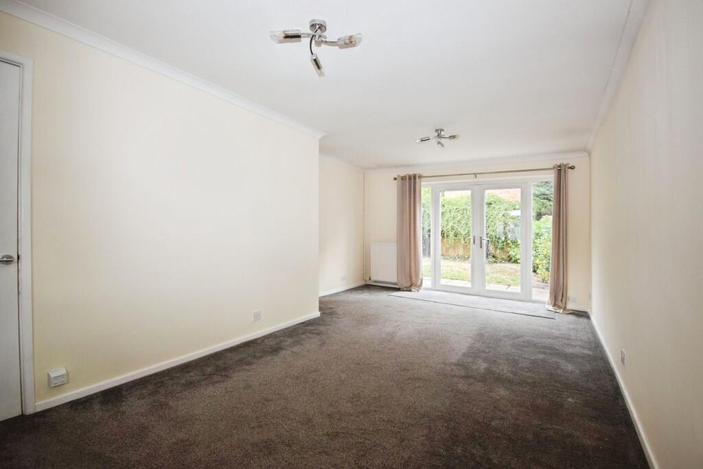 3 Westfield Road, Fernhill Heath, Worcestershire, WR3 7XE photo 4
