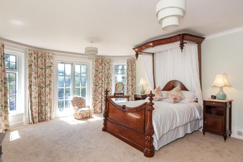 House in New Forest, Boldre - View 3