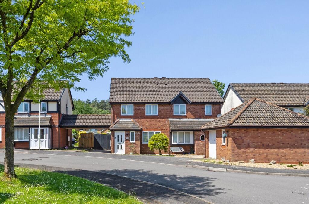 Main image of property: Llwyn Onn, Tyla Garw, CF72