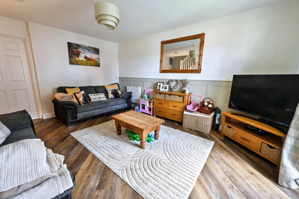 Hermitage Close, Ashbourne, DE6 photo 3