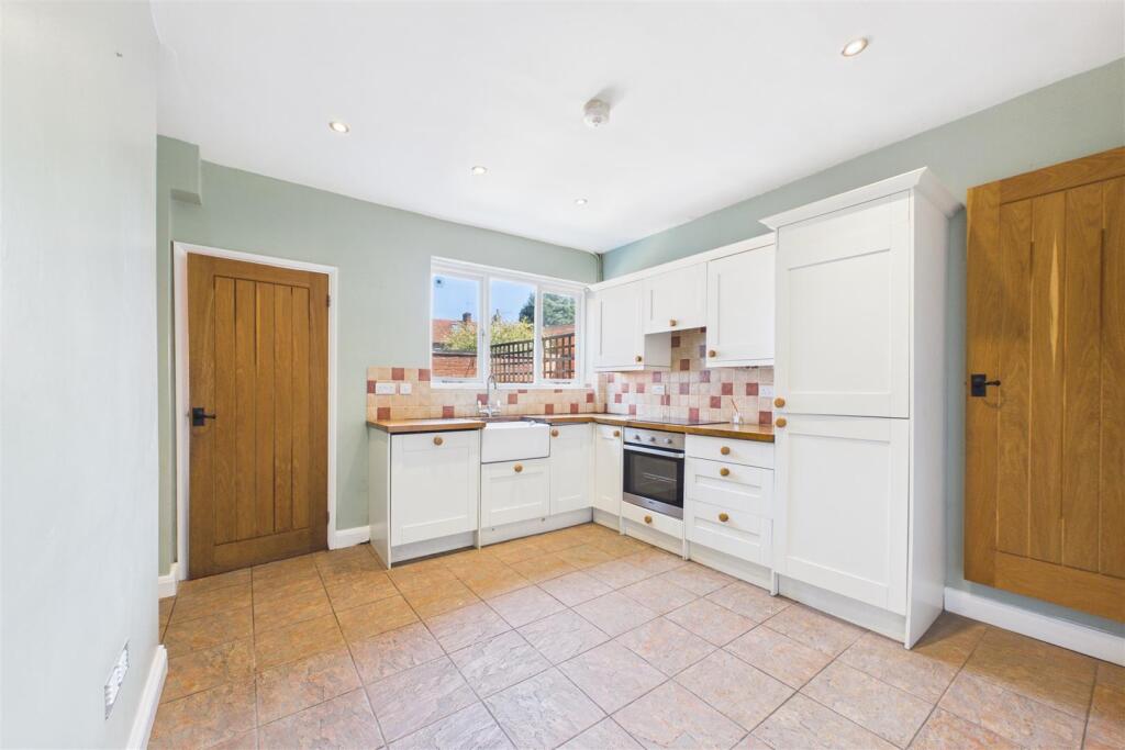 House in Newark and Sherwood, Newark - More
