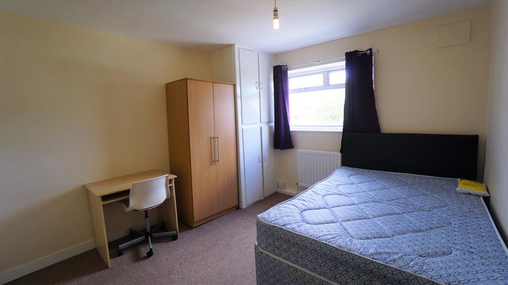 4 bedroom terraced house for rent