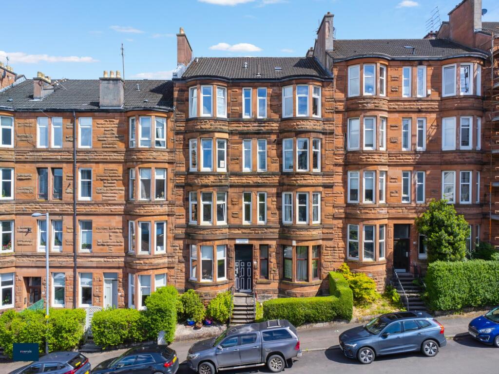 Main image of property: Flat 3/1 64 Thornwood Avenue Glasgow G11 7PE