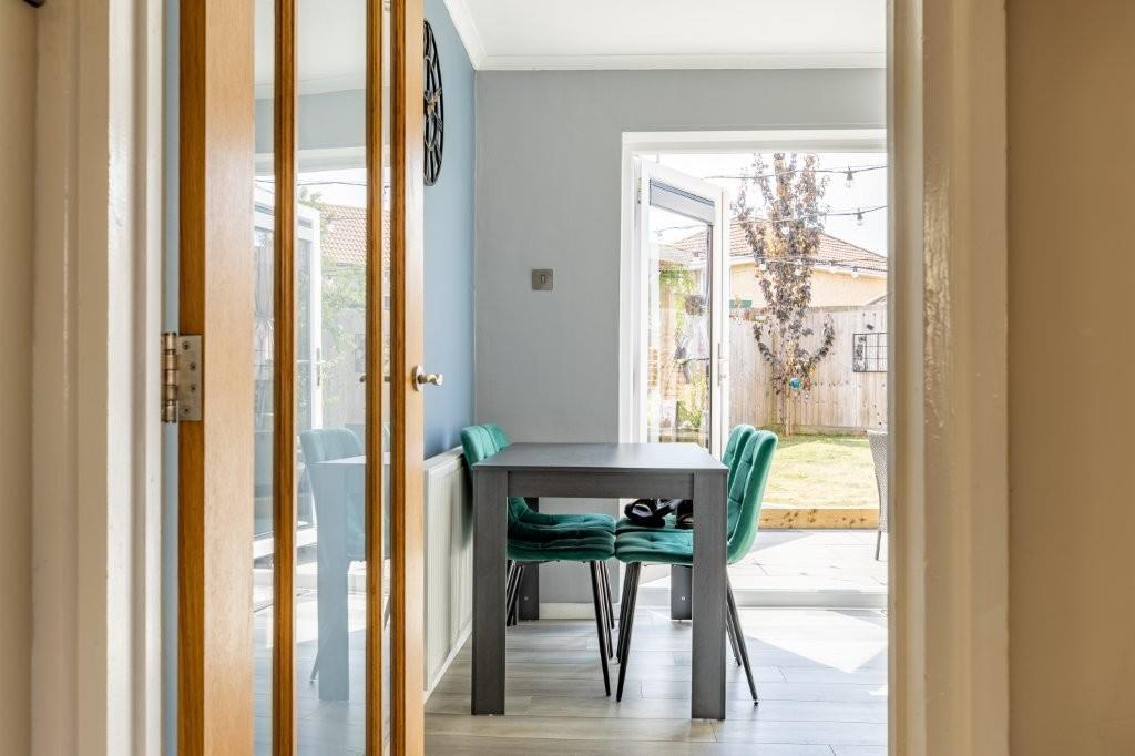 House in Cotswold, Cirencester - More