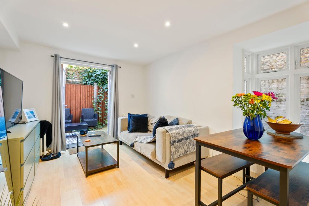 Main image of property: Aliwal Road, London, SW11