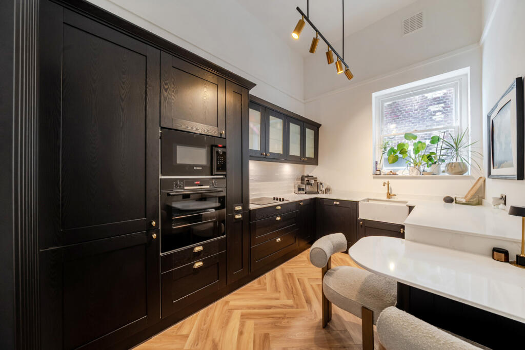 Apartment in London, Royal Borough of Greenwich - View 2
