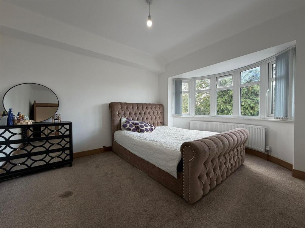 House in Leicester - More