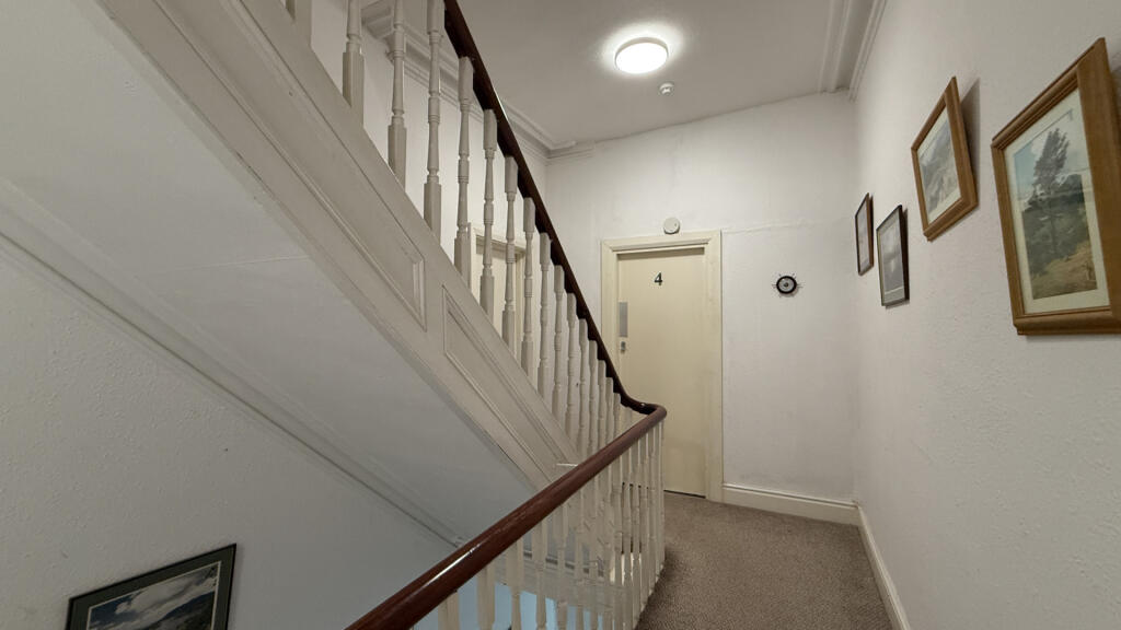 Apartment in Ramsey, Garff - View 3