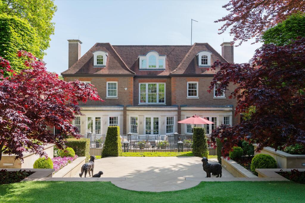 Main image of property: Courtenay Avenue, London, N6