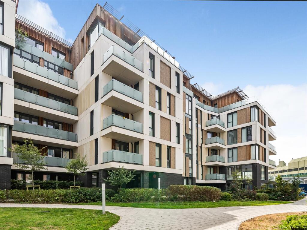 Main image of property: Quebec Way, Rotherhithe, SE16