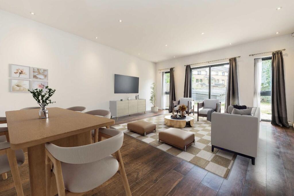 House in London - View 2