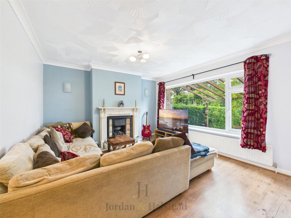 The Rock, Helsby, Frodsham, Cheshire, WA6 photo 3