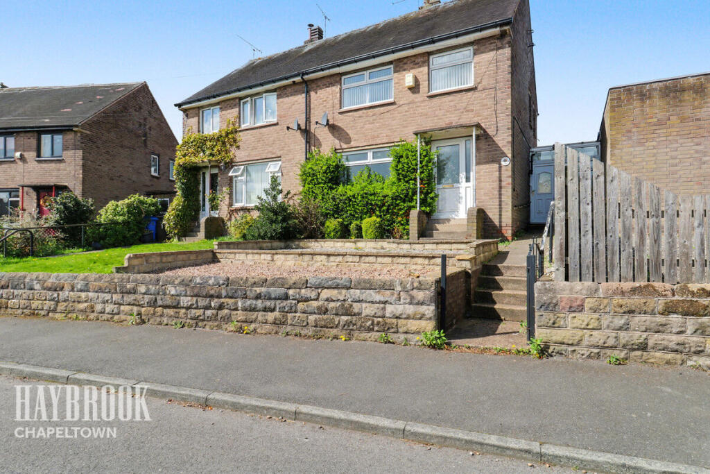 Main image of property: The Frostings, Grenoside