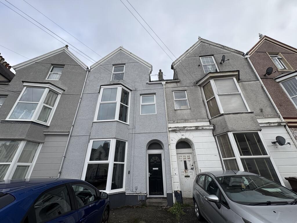 Main image of property: Headland Park, North Hill *Zero Deposit Guarantee Available*