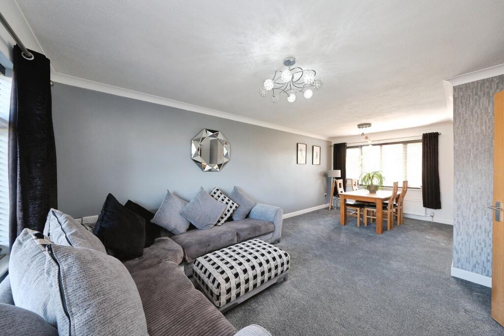 House in Bassetlaw, Elkesley - View 5