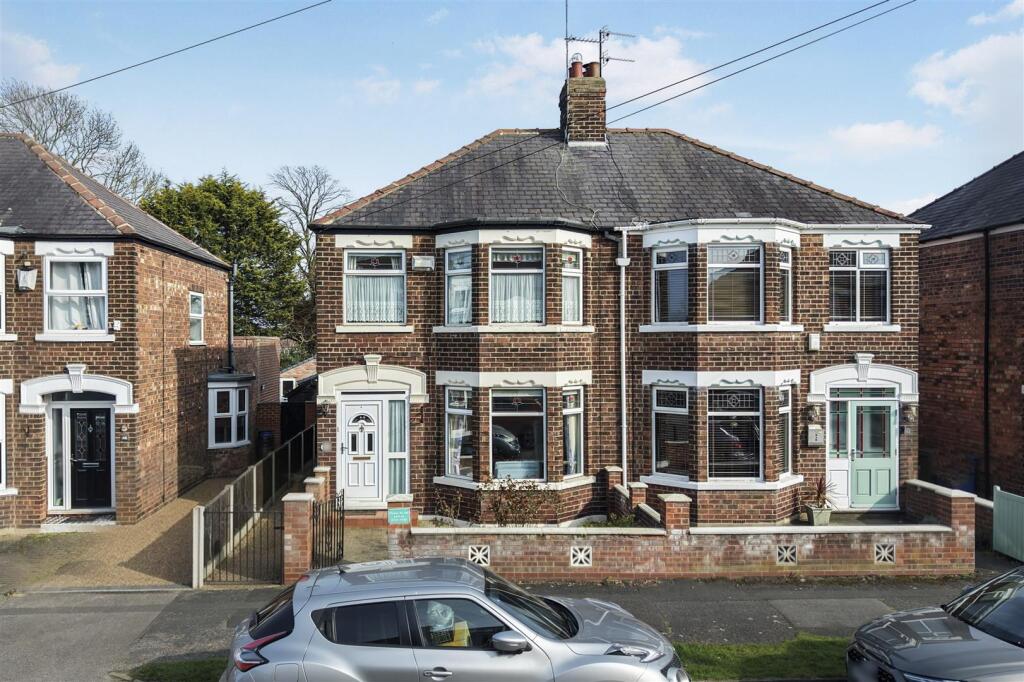 Main image of property: Oaklands Drive, Hessle