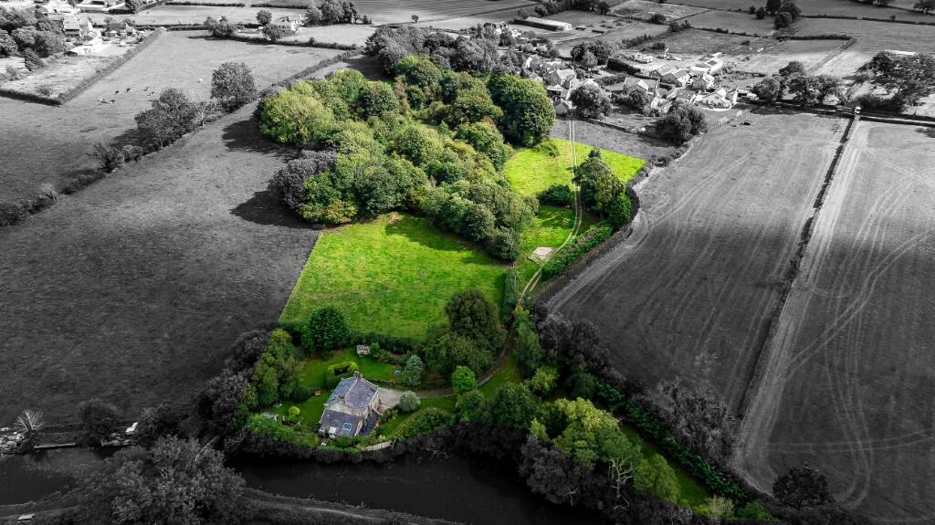 Main image of property: Canal Cottage, Cockerham Road, Bay Horse, Forton LA2 0HE