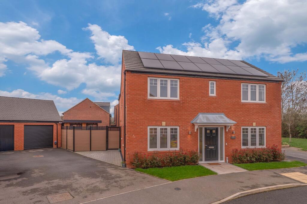 Main image of property: Kensington Close, Stratford-Upon-Avon, CV37