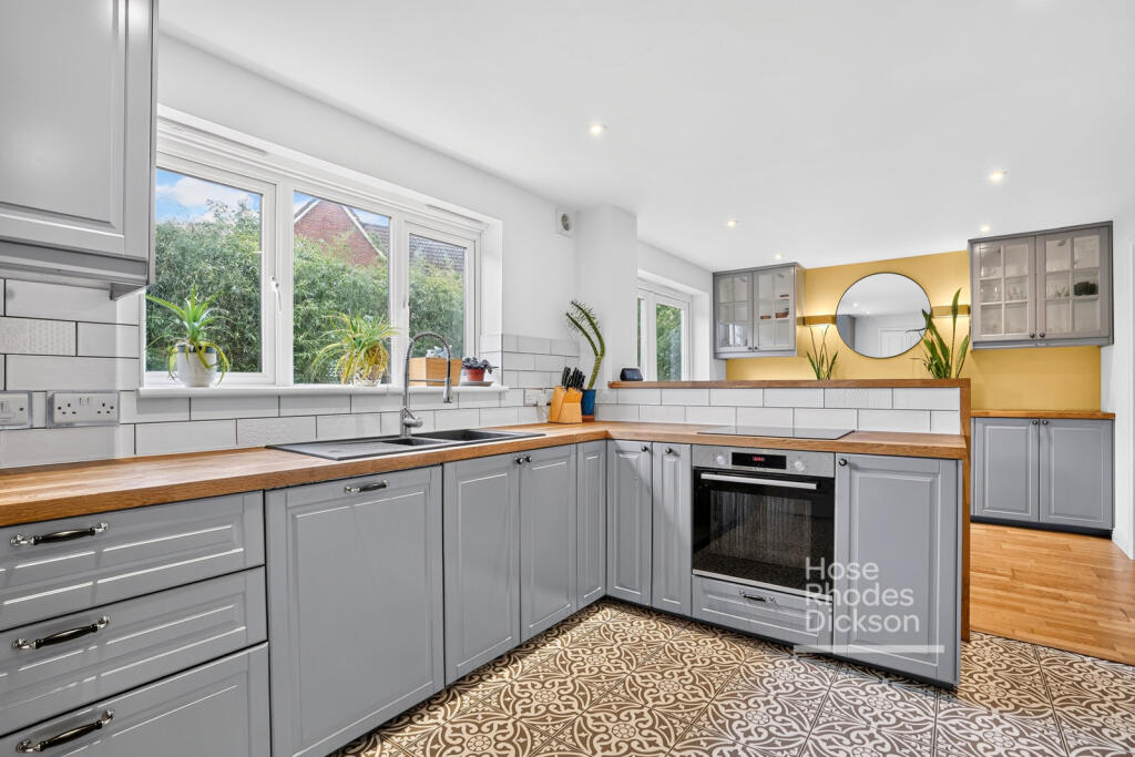House in Cowes, Isle of Wight - View 4