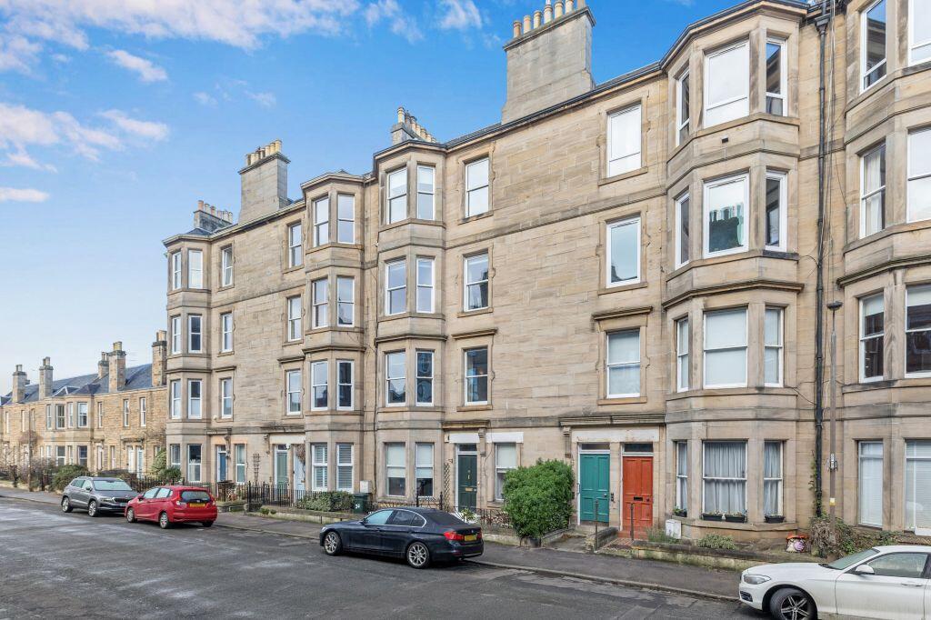 Main image of property: 32 (flat 1), Darnell Road, Trinity, Edinburgh, EH5 3PL