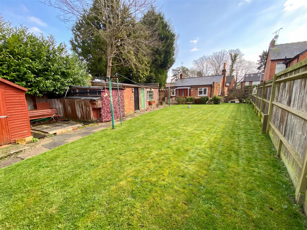House in Slough - View 5