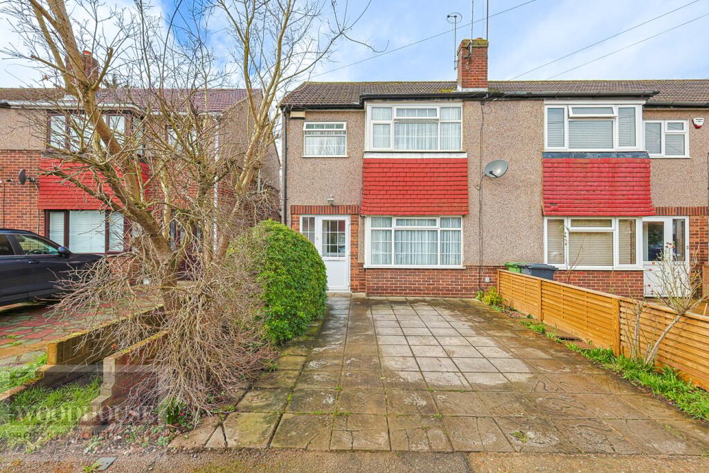 Main image of property: Edinburgh Crescent, Waltham Cross, EN8