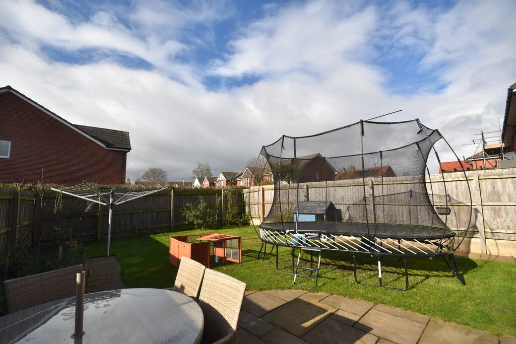 House in Malpas, Cheshire West and Chester - View 3
