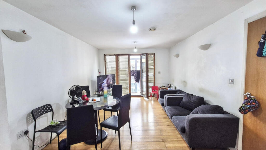 Apartment in London - View 2