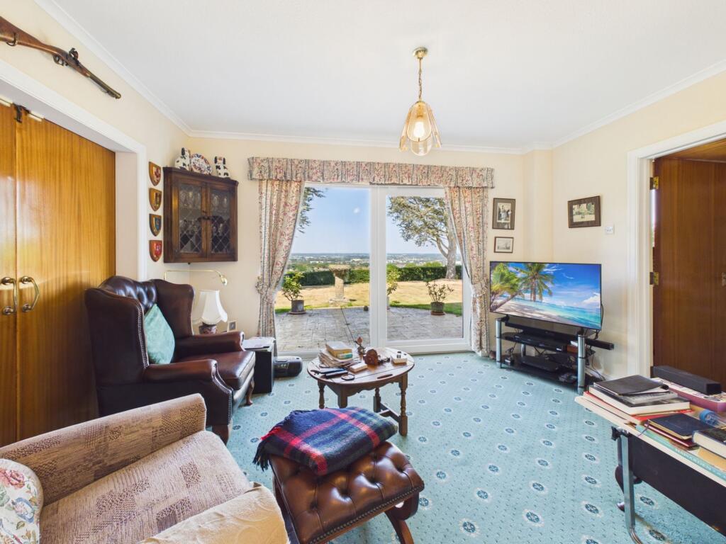House in Hawarden, Aston Park - View 6
