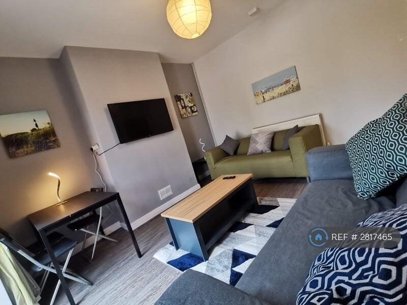 Main image of property: Roberts Avenue, Newcastle Under Lyme, ST5