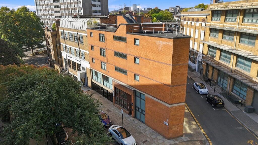 Main image of property: Meredith Street, London, EC1R
