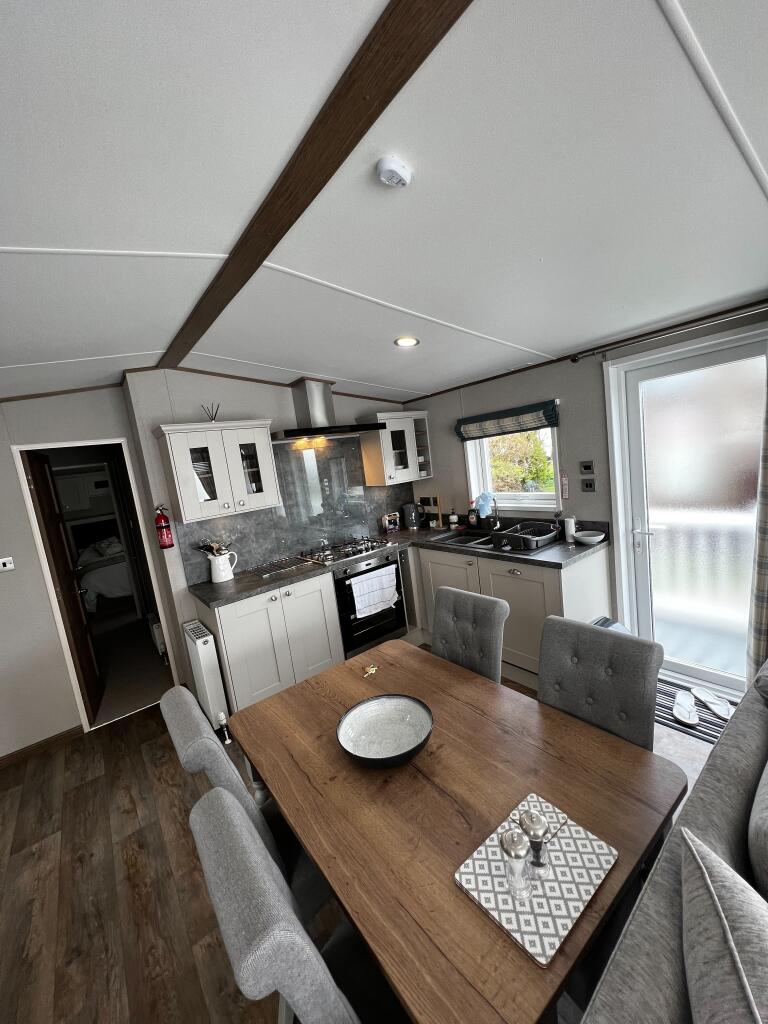 C21, Landscove Holiday Village, Gillard Road, Brixham, Torbay photo 4