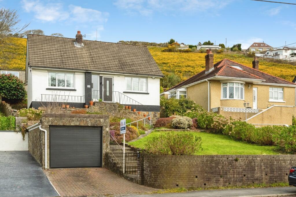Main image of property: Gwscwm Road, Burry Port, Carmarthenshire, SA16