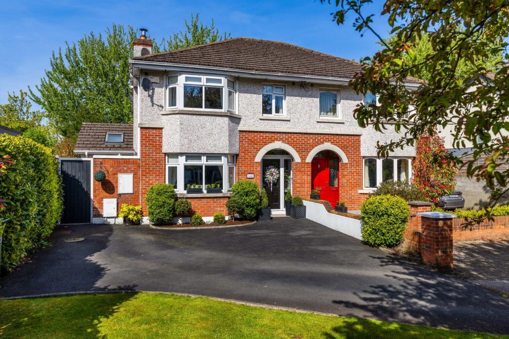 Main image of property: 105a Willow Park Avenue, Glasnevin, Dublin 9, D11 WC3D