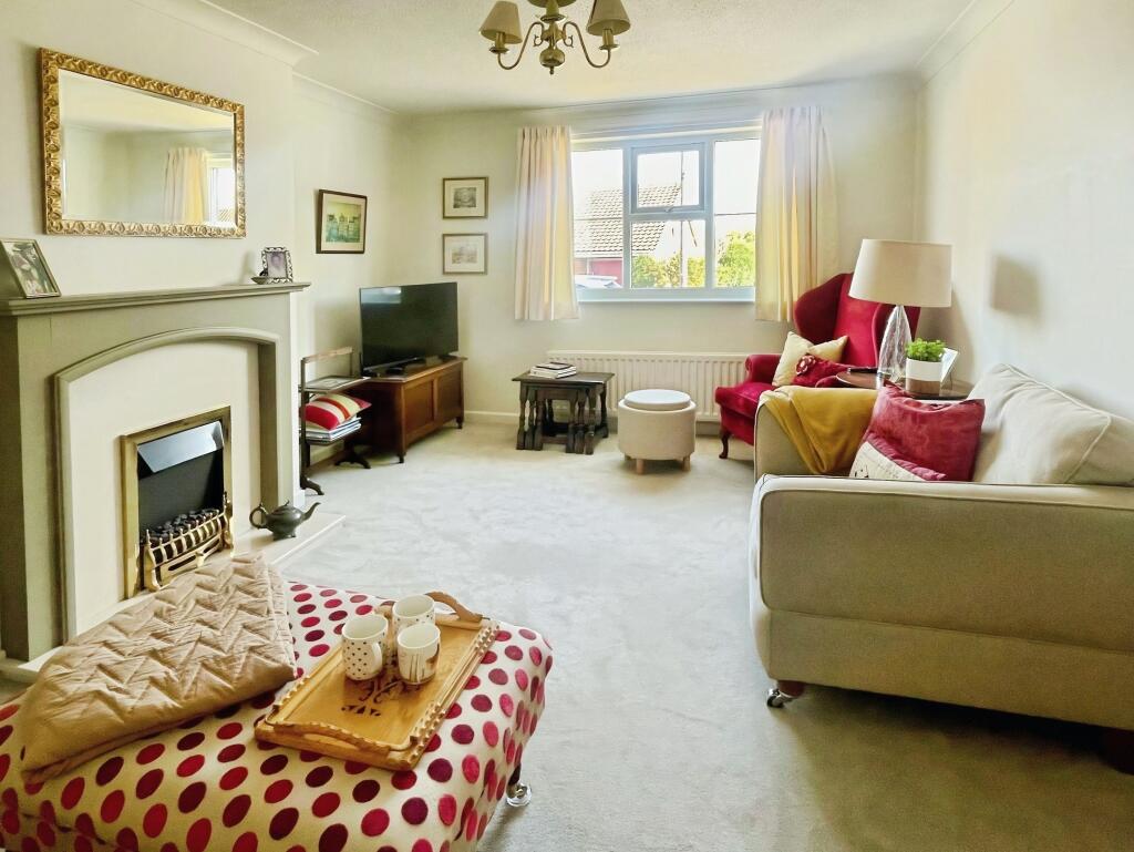 House in Nottingham - View 2
