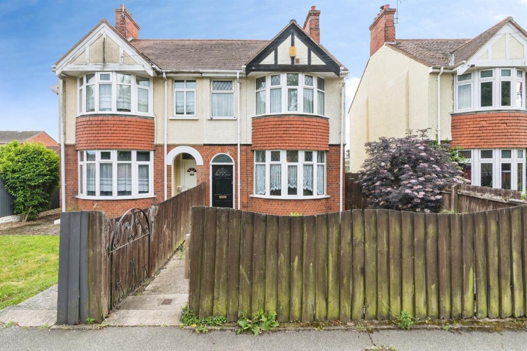 Main image of property: Oulton Road, Lowestoft