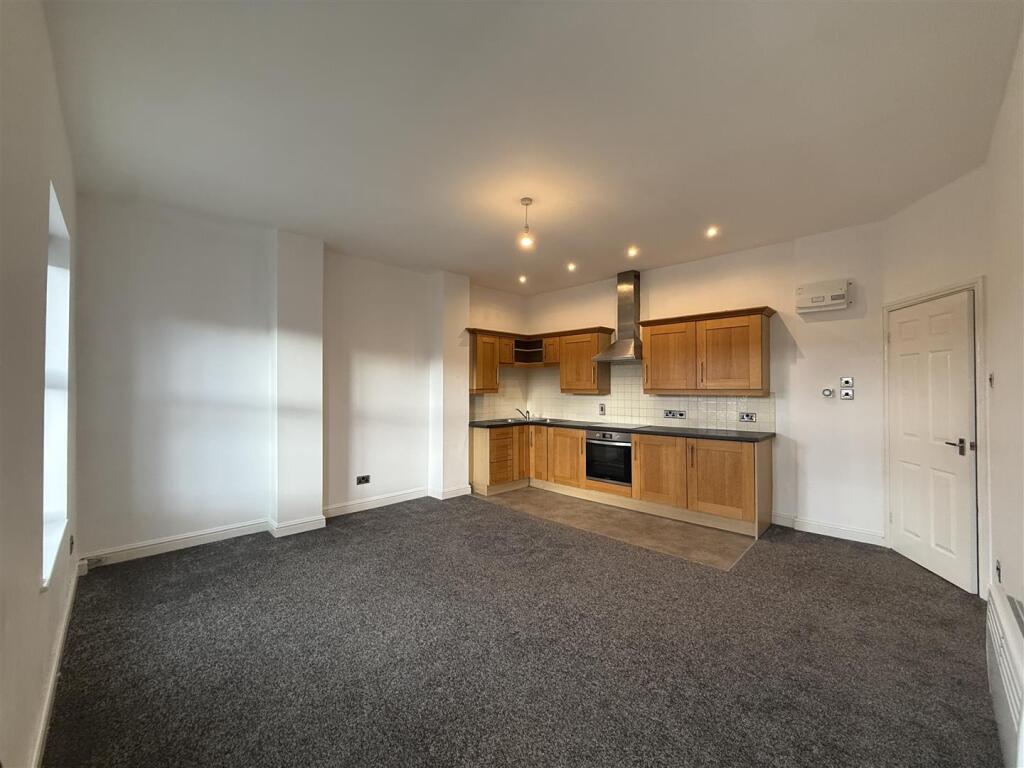 Apartment in Warrington - View 4