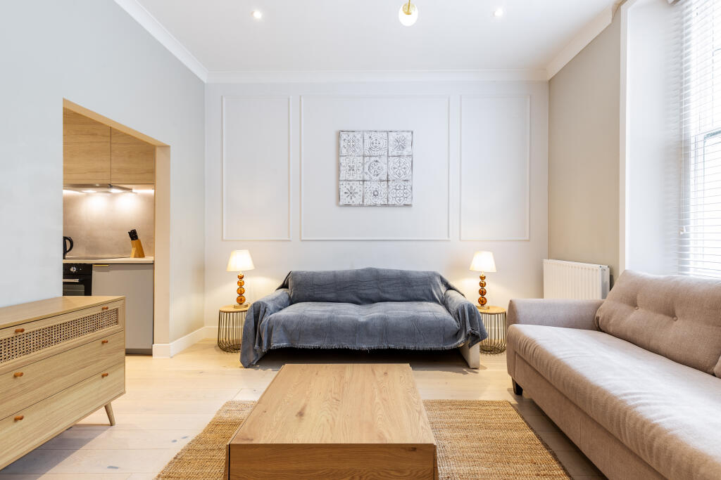 Apartment in London, South Kensington - View 2