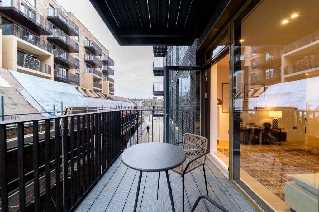 Apartment in London - View 4