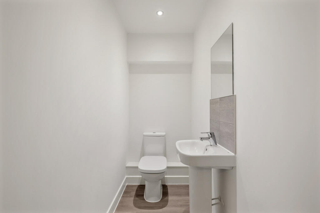 House in Colchester, Kingswood Heath, Mile End - More
