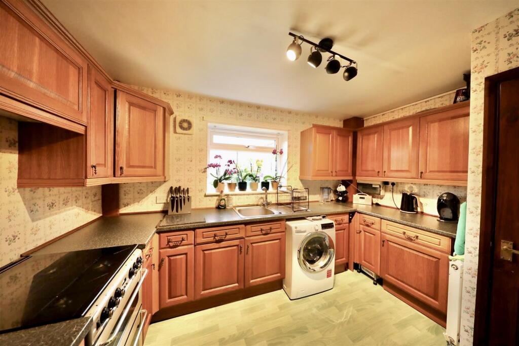 Frome Road, Hull photo 4