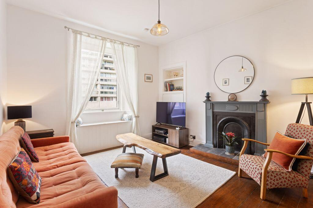 Apartment in Edinburgh, The Shore, Leith - View 2