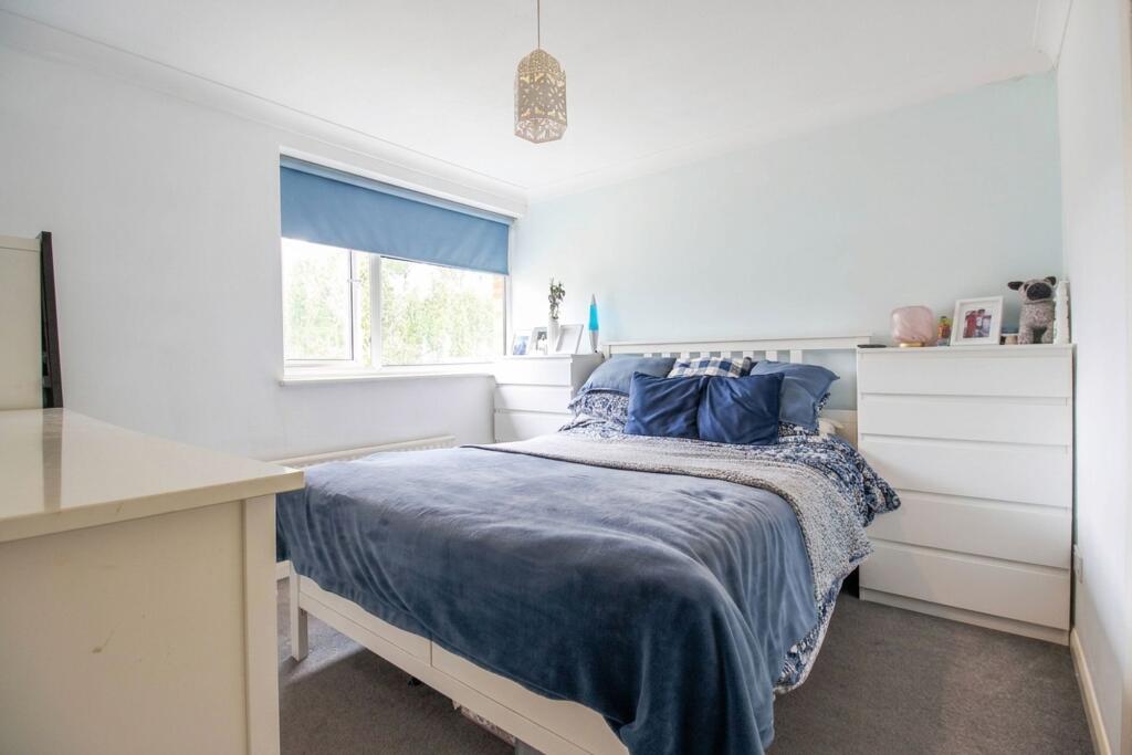 House in Twickenham - View 5