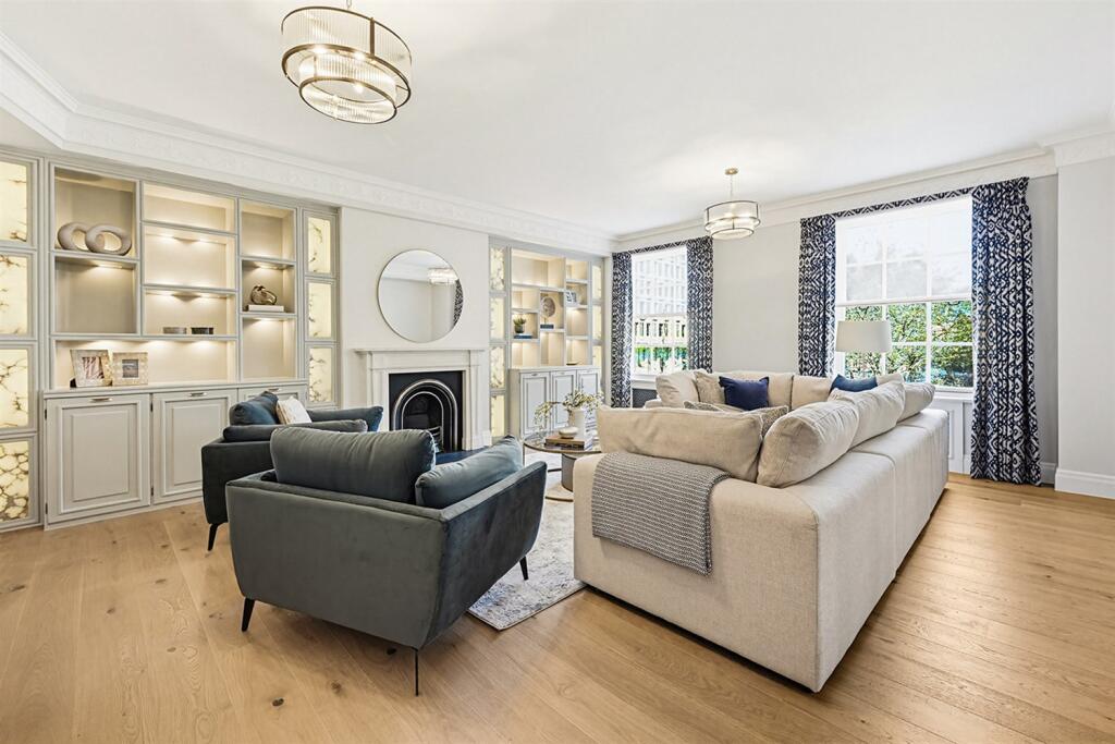 Main image of property: 4 bedroom property in Grosvenor Square